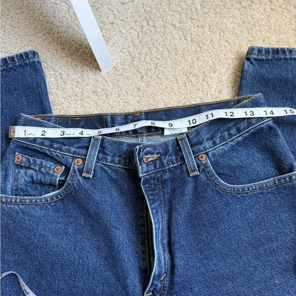 Levi's 550 Blue Taper Leg Jeans Classic Solid Wash - Picture 3 of 3